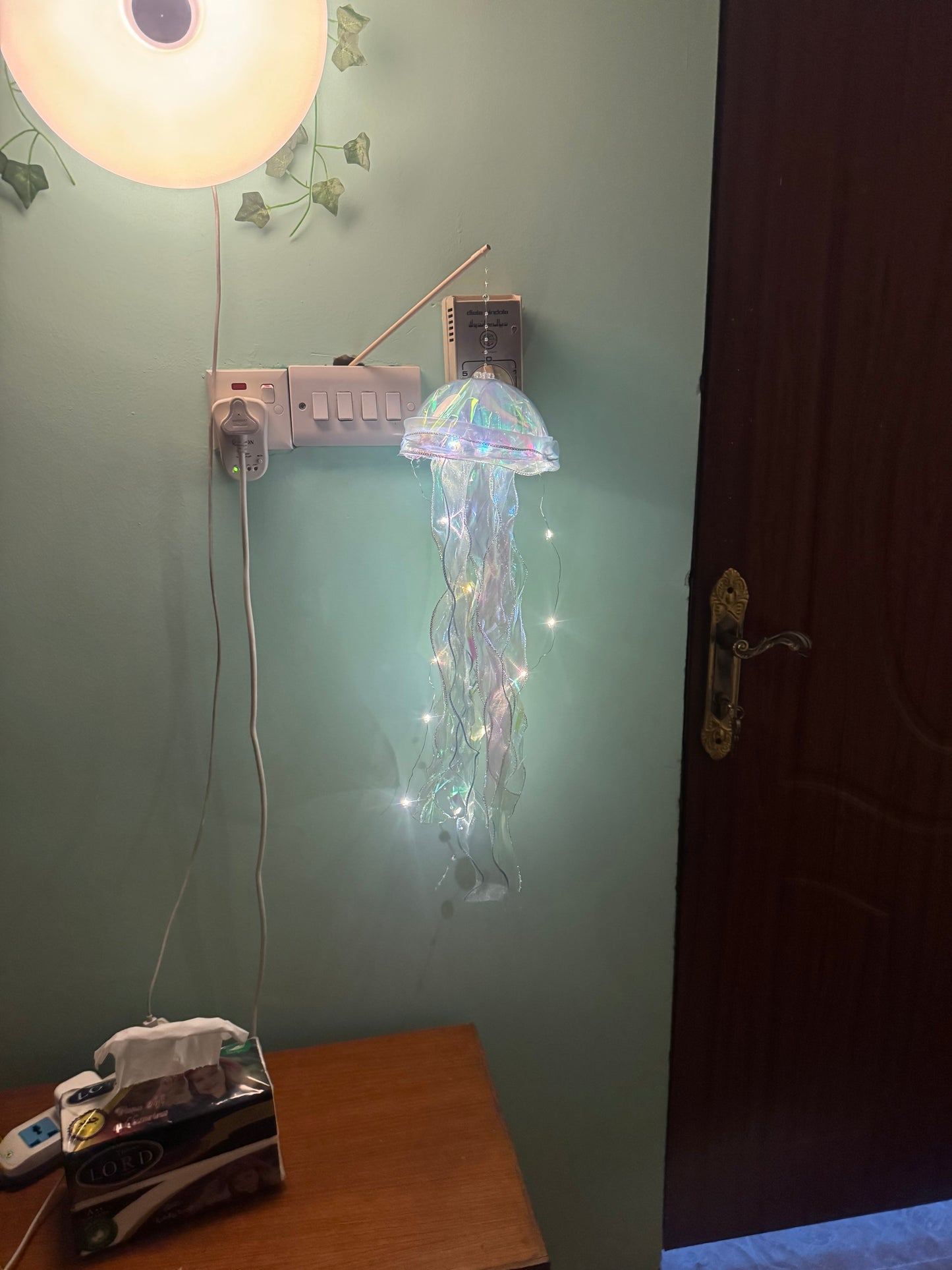 🪼 فوانيس قناديل البحر المضيئة